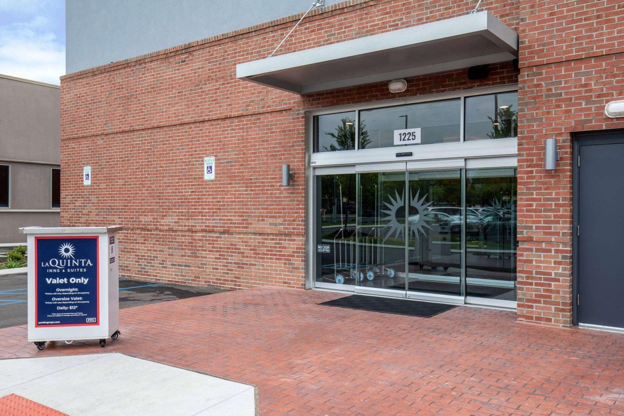 La Quinta Inn & Suites By Wyndham Chattanooga Downtown/South Luaran gambar